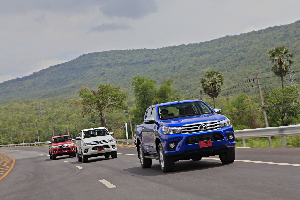 Toyota Hilux Revo D-cab Test Drive (100)