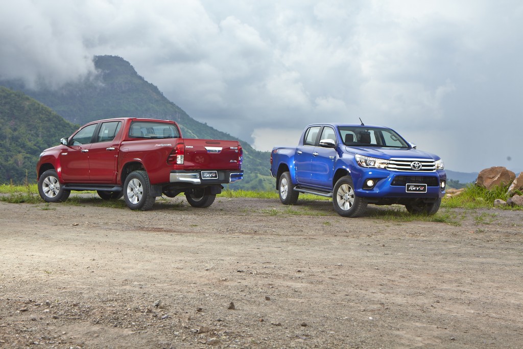 Toyota Hilux Revo D-cab Test Drive (37)