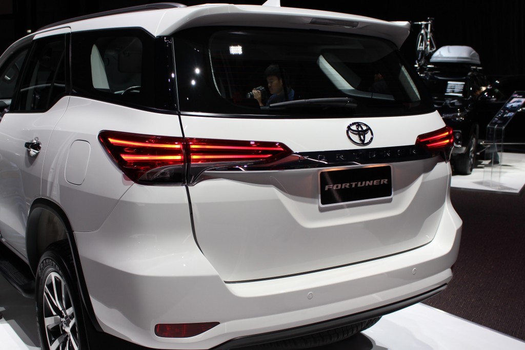 2015 All New Toyata Fortuner (65)