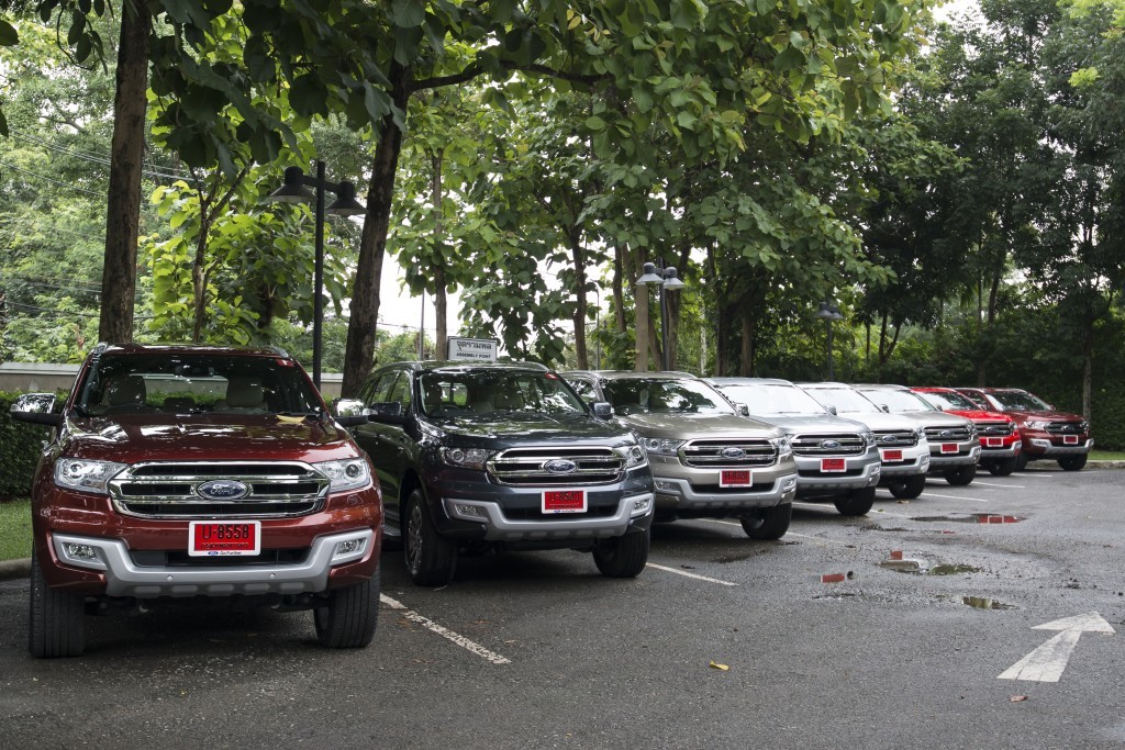 Ford Everest drive 004