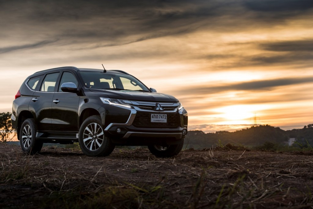 2015 All Mitsubishi Pajero Sport (34) (Custom)