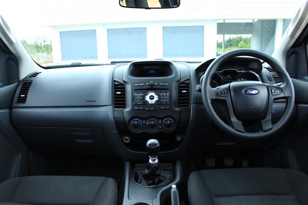 2015 Ford Ranger Open cab 2.2L Hi-Rider Mid Power MT (10)
