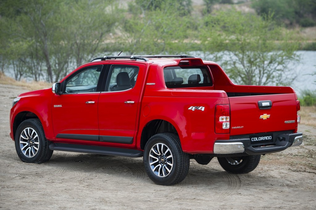 2017 Chevrolet Colorado High Country_R3Q