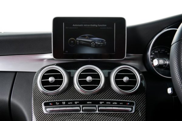 c-250-coupe-amg-dynamic-interior-4