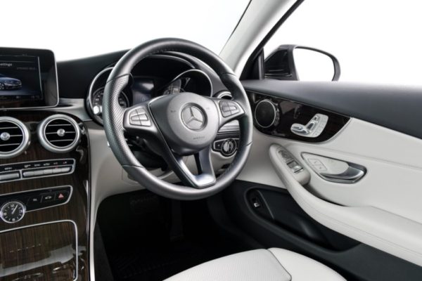 c-250-coupe-sport-interior-5