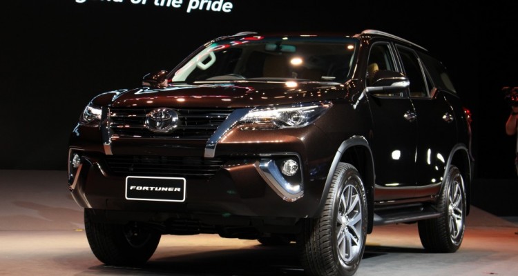 2015 All New Toyata Fortuner (98)