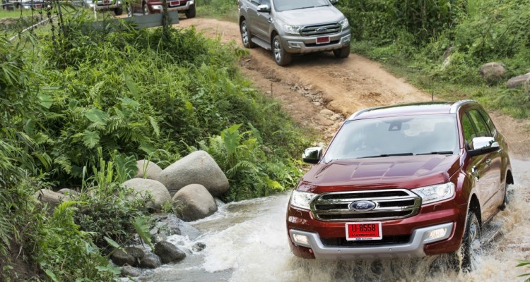 Ford Everest on location 002