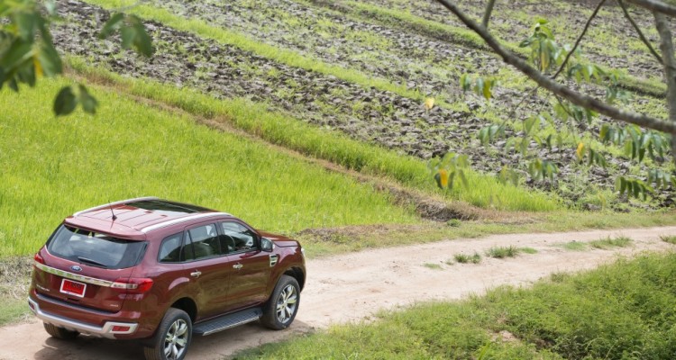 Ford Everest on location 016