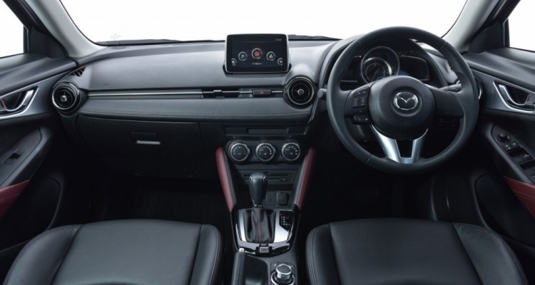 Mazda CX-3 เบนซิน ตระกูล ลินทมิตร driveautoblog (1)