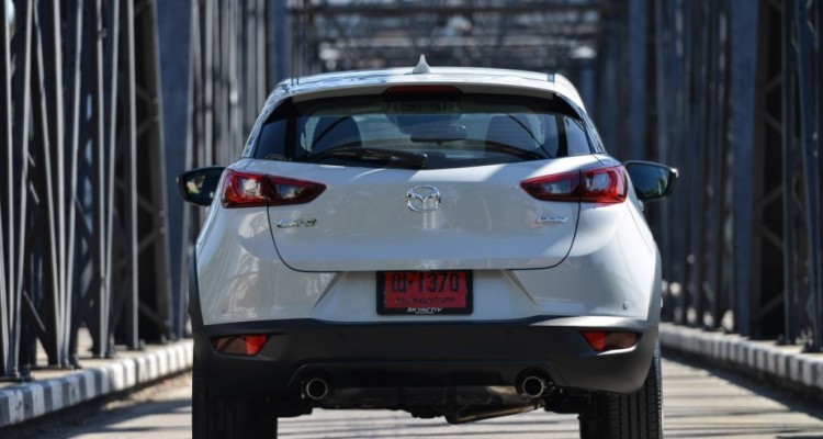 Mazda CX-3 เบนซิน ตระกูล ลินทมิตร driveautoblog (3)