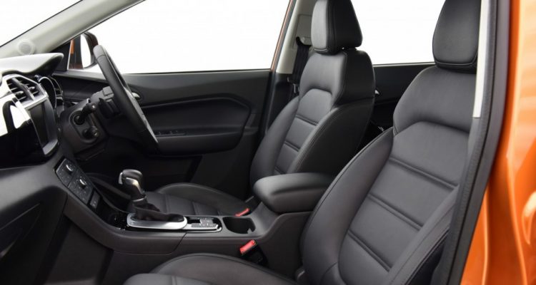 2016 MG GS interior  driveautoblog Testdrive (26)